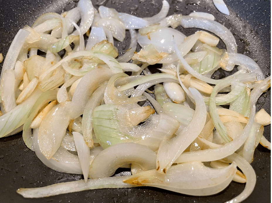 Dr. Igor’s Hemp & Cashew Spaghetti Alfredo with Peas